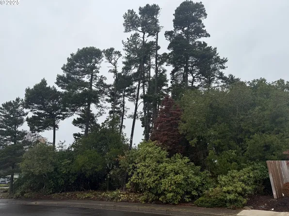 0 23rd St, Florence, OR 97439