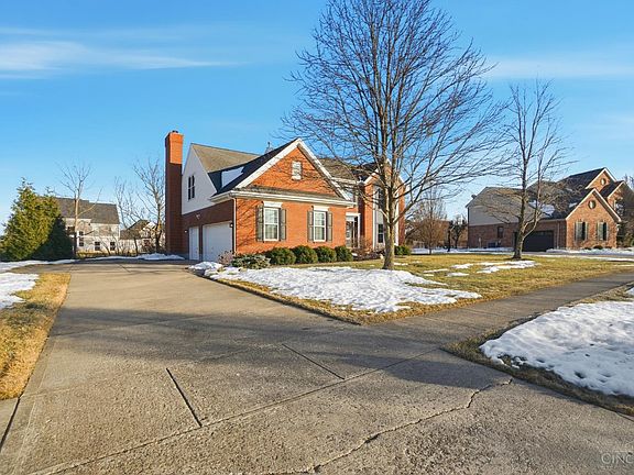3rd image of 8588 Charleston Creek Dr