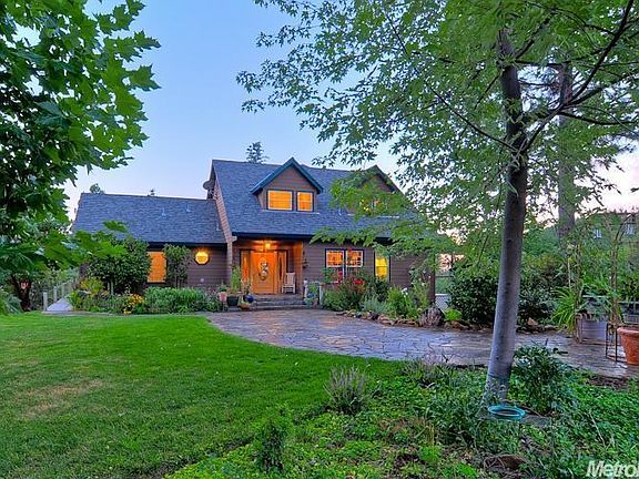 2nd image of 4489 Bunny Hollow Ln