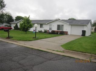 2704 Charles St, Perry, IA 50220