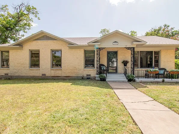 2000 N 33rd St, Waco, TX 76707