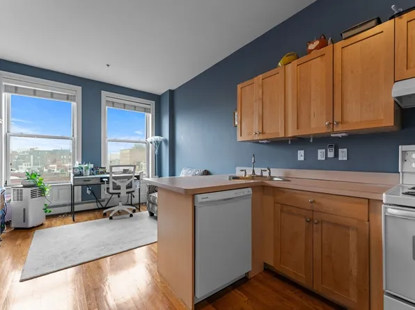 483 Beacon St APT 63, Boston, MA 02115