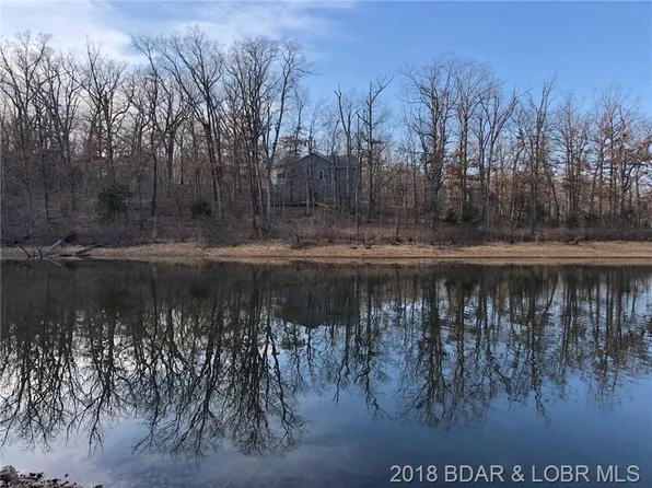 Briarwood Ln, Lake Ozark, MO 65049