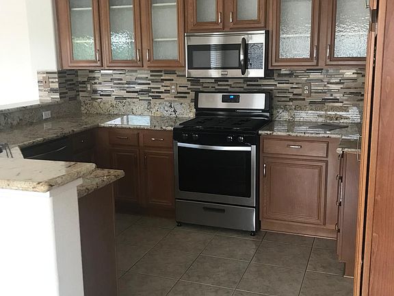 3rd image of 39675 Columbia Union Dr Unit C