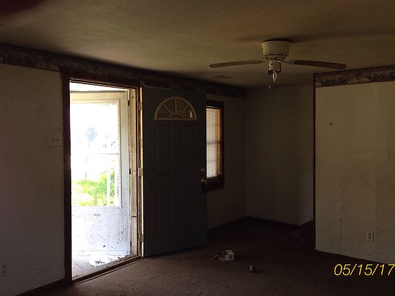 2nd image of 2511 Ome Ave