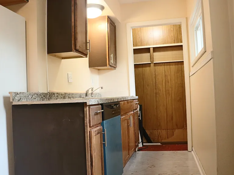 616 Irvington Ave — Photo 16