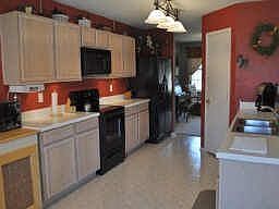 2nd image of 2144 Panorama Ln