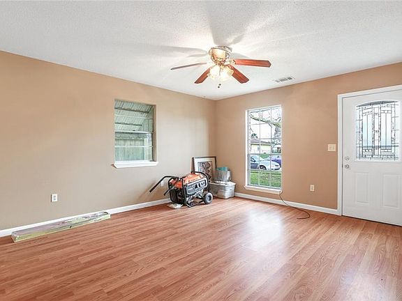 4th image of 7649 Kingsport Blvd
