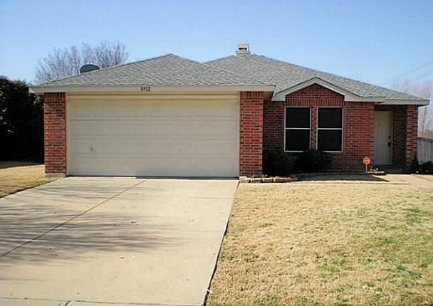 1st image of 8912 Seven Oaks Ln