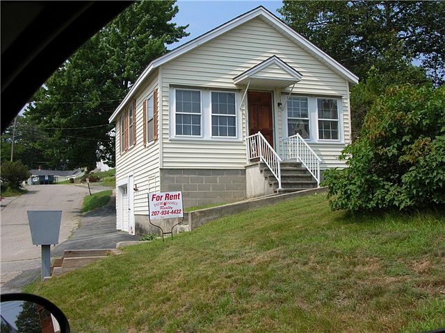2nd image of 6 Hillcrest Ave