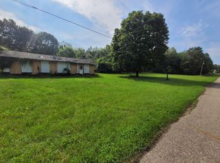 60355 N Main St, Vandalia, MI