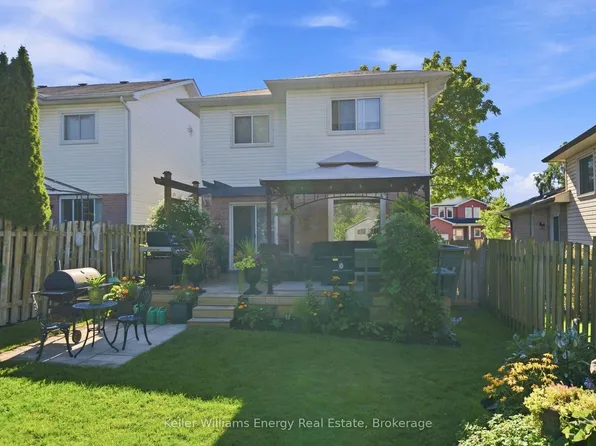 746 Elderberry Dr, Oshawa, ON L1K 2J3