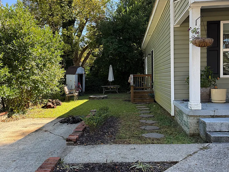 1012 Union St — Photo 2