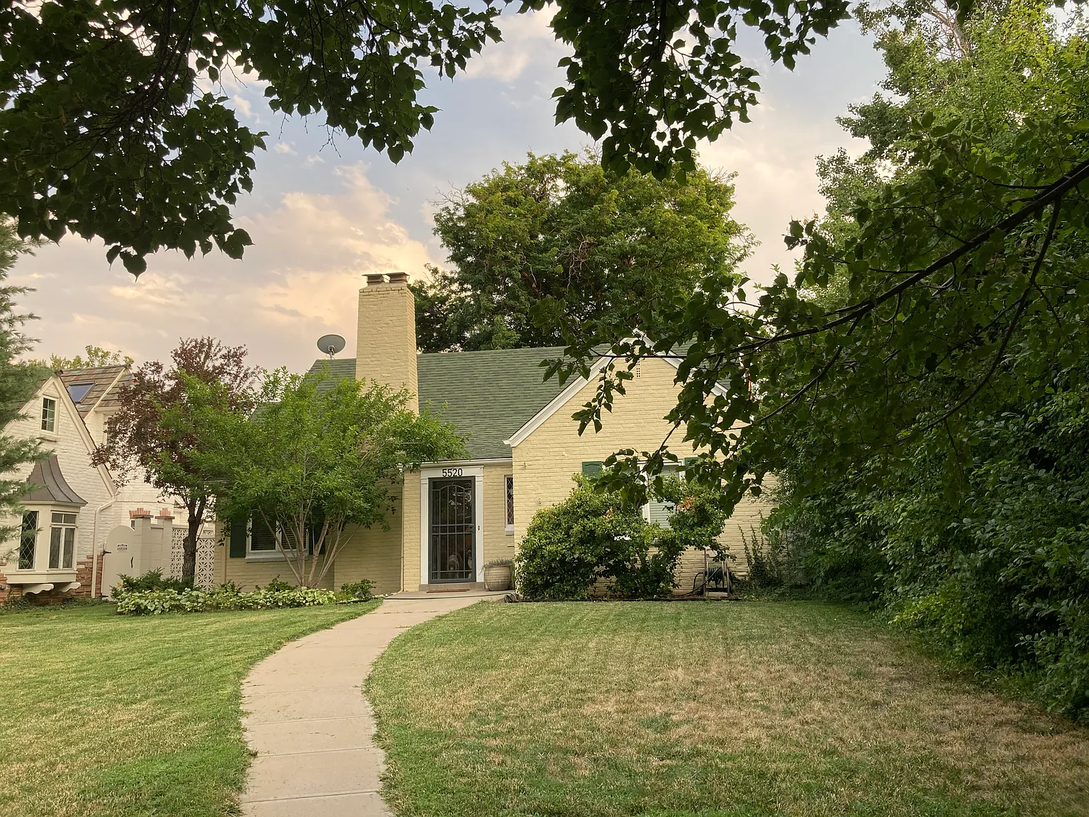 3 bed, 2000 sqft, $3,800 — Photo 2