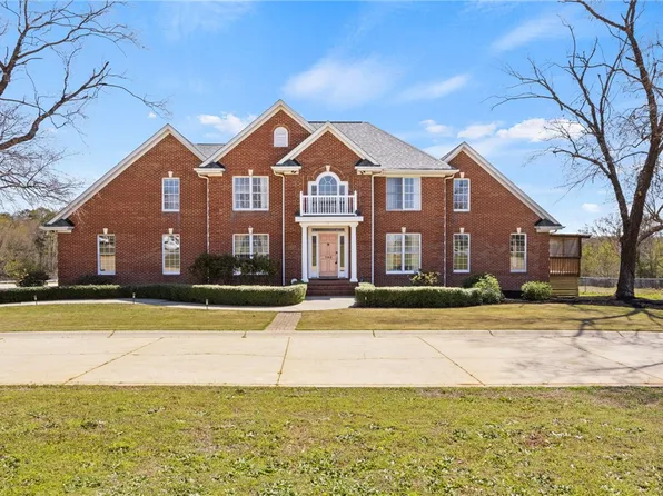 705 Jenkins Bridge Rd, Simpsonville, SC 29680