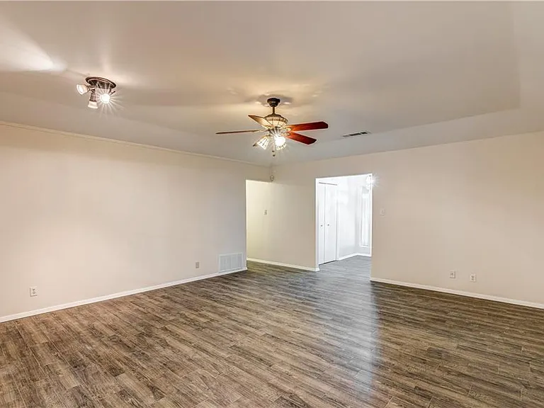 12118 Black Angus Dr — Photo 33