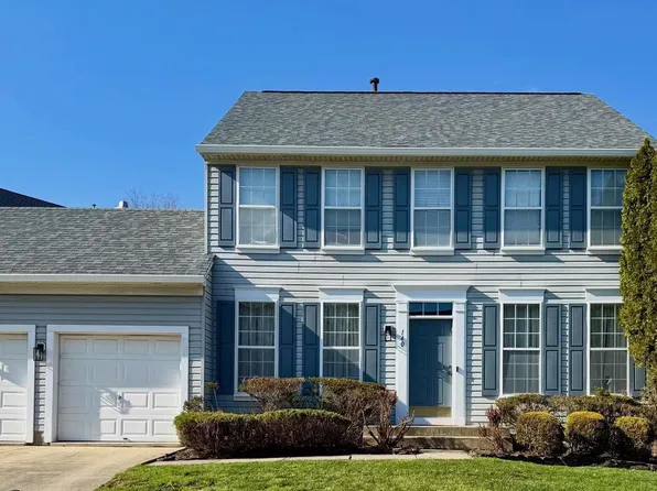140 Disney Ct, Owings Mills, MD 21117