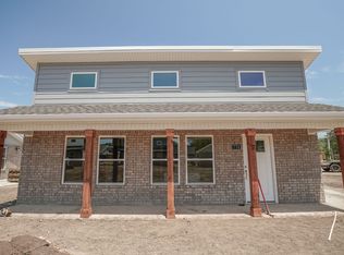 636 N Honey Locust Bnd, Fayetteville, AR 72704