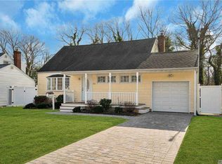 112 Kime Ave, North Babylon, NY 11703