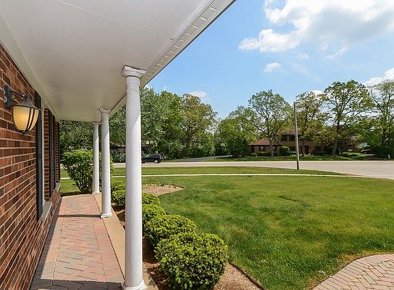 2nd image of 270 Pohlman Ct