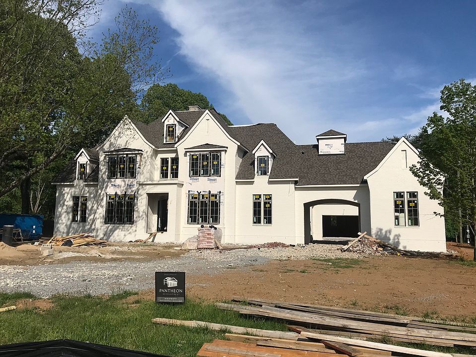 2nd image of 5229 Williamsburg Rd