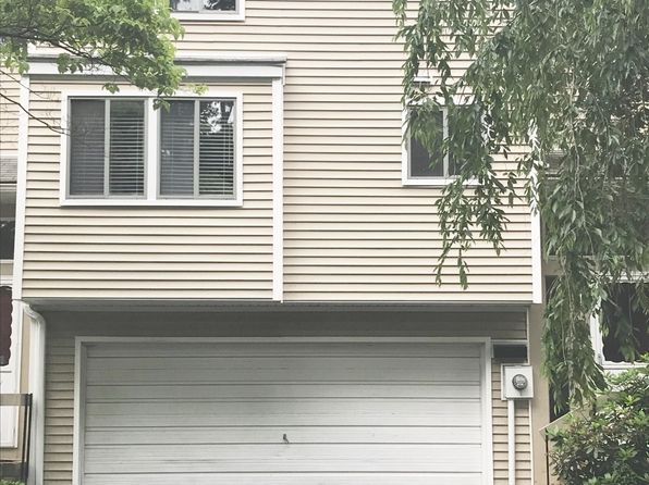 140 Shepard Ave #140