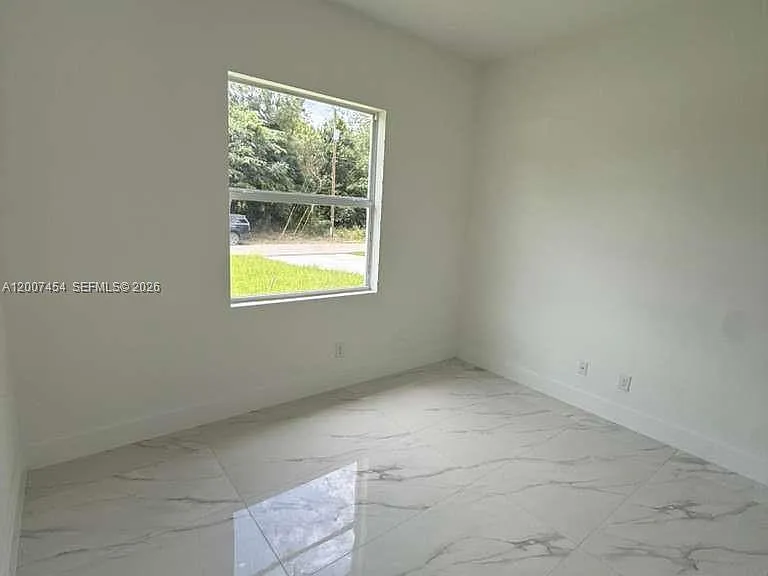 723 Epps Brown St E — Photo 19
