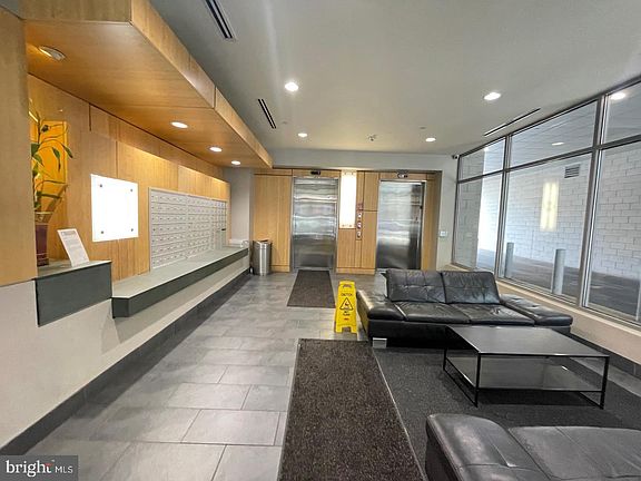 2nd image of 815 Arch 37 St #517