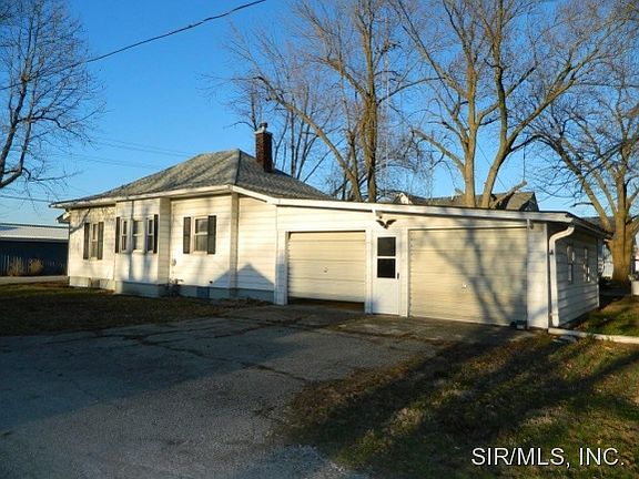 5th image of 1422 School St