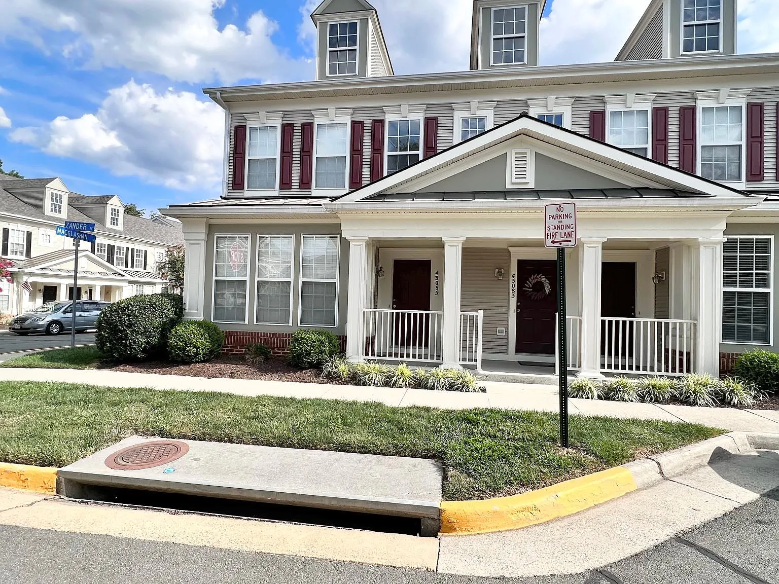 3 bed, 2.5 bath, 1840 sqft, $2,950 — Photo 1