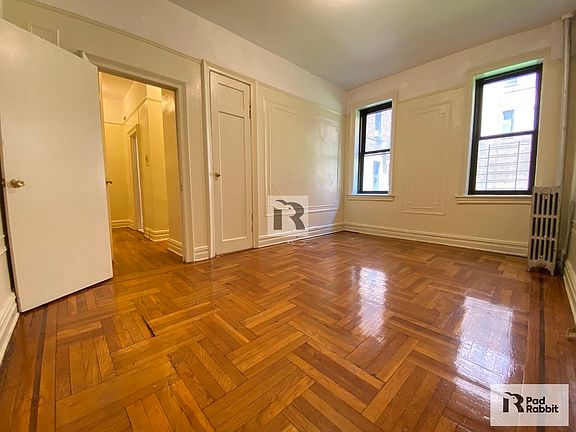 2nd image of 240 Crown St APT 1U
