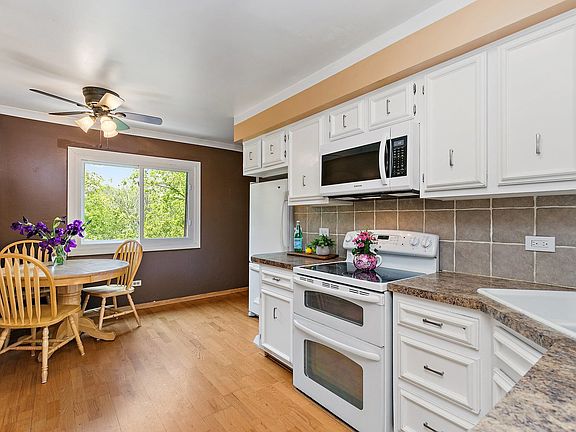 5th image of 9818 Bianco Ter APT E