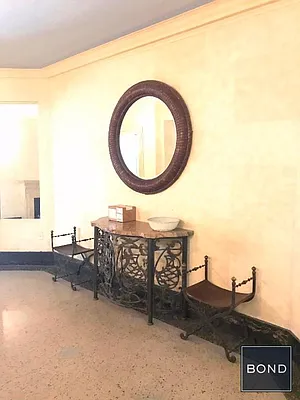 Rented by Bond New York | media 45