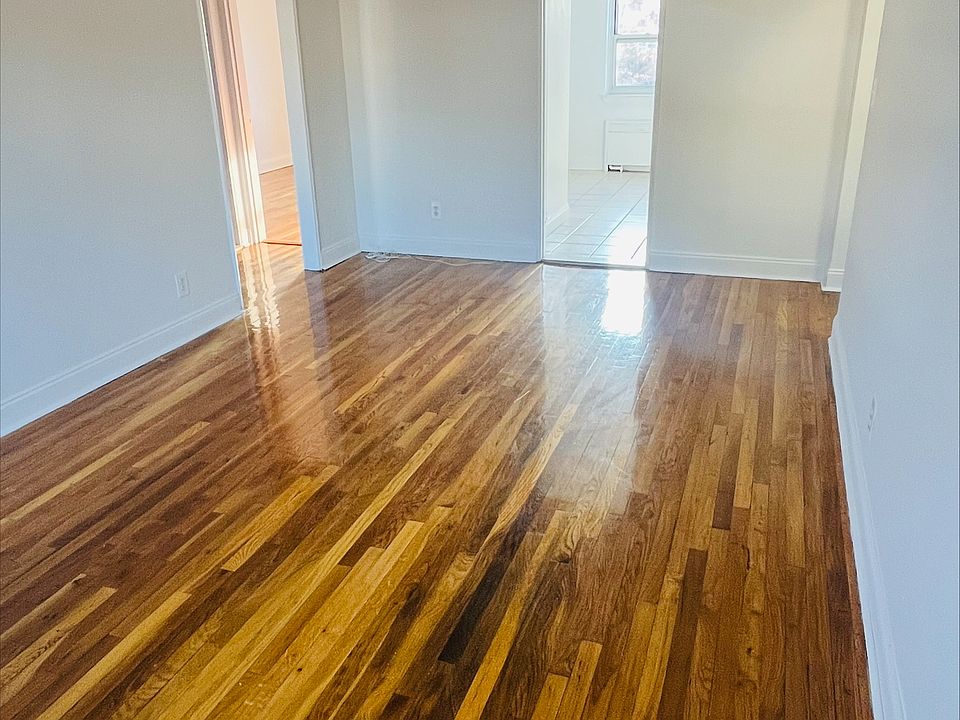 2nd image of 138-12 Jewel Ave