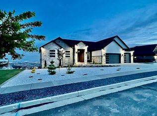 823 E Mountain Rd, North Ogden, UT 84414