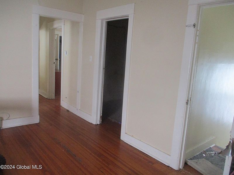 2nd image of 414 2nd Avenue