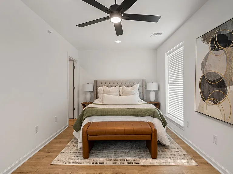 Now offering One & Half Month Free Rent *Advertised Rate is Reflective of Special Offer!* — Photo 51