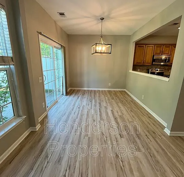 9032 Bishop Crest Ln — Photo 6