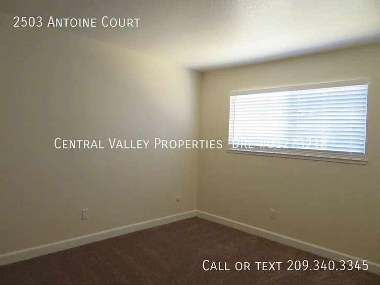 2503 Antoine Ct — Photo 13