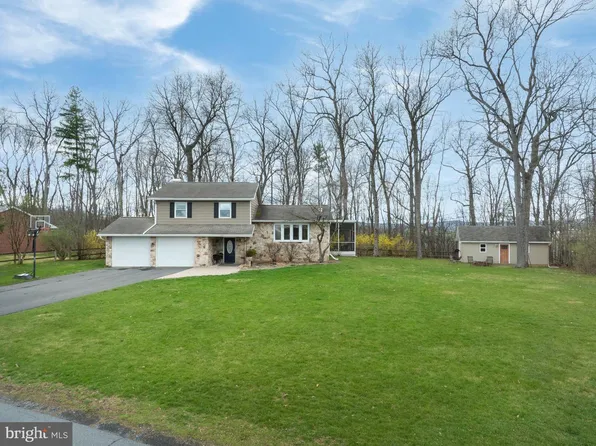 1341 Oak Ridge Ave, State College, PA 16801