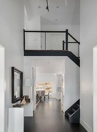 3rd image of 20 Clarion Dr