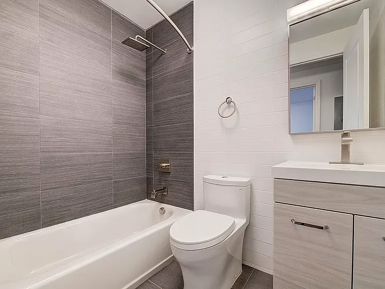 539 9th Ave #3FL1 — Photo 12