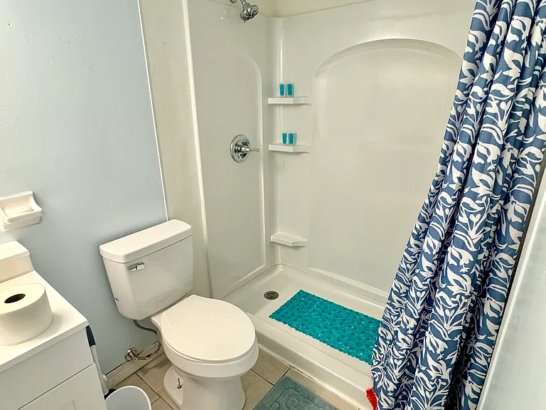 1625 Rebecca St #B — Photo 7