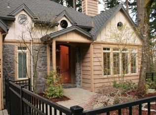 2758 SW Fairmount Blvd, Portland, OR 97239