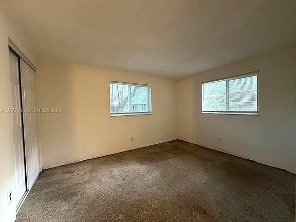 5th image of 204 NW 8th Ave APT 2