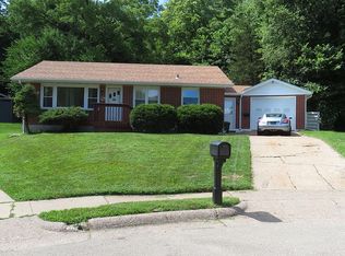 630 Kurt Ct, Dubuque, IA 52001