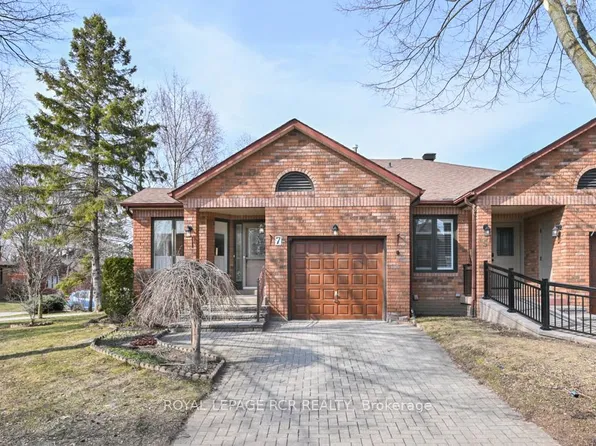 7 Glen Eden Way, New Tecumseth, ON L9R 1R4