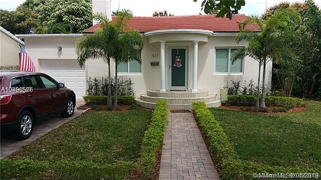 1st image of 537 Madeira Ave