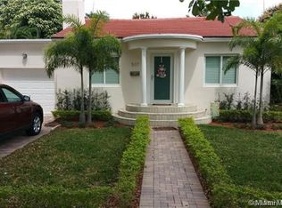 537 Madeira Ave, Coral Gables, FL 33134