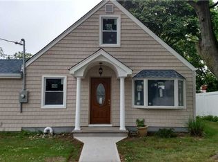 3312 5th St, Oceanside, NY 11572